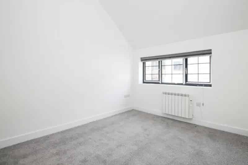 2 Bedroom Flat near Gloucester Road