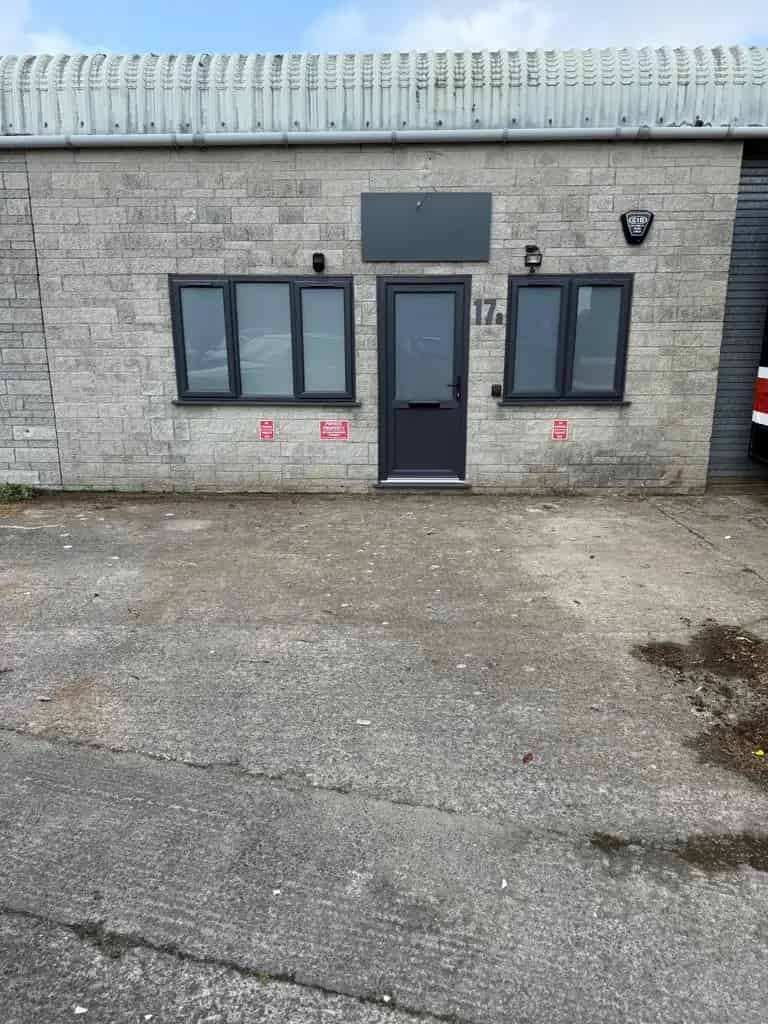 Refurbished Business Unit with Office Space and Yard