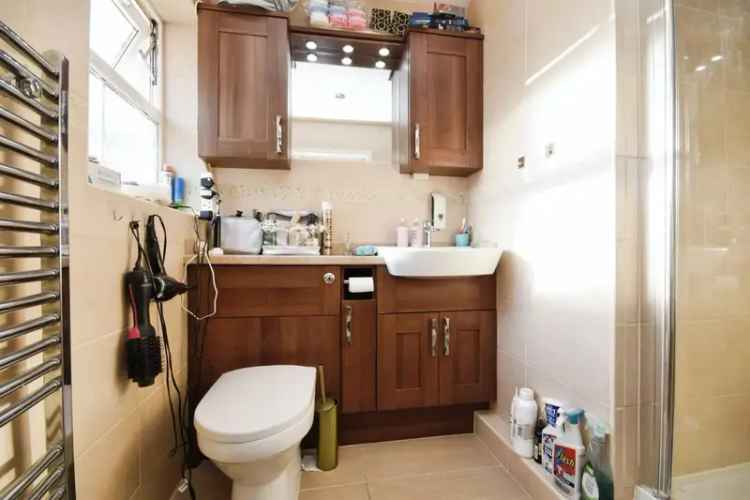 4 Bedroom Detached House with Double Garage and EV Charging