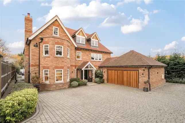 Six Bedroom Detached House for Sale in Bromley
