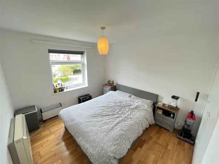 1 Bedroom Apartment House to Rent in Attree Court