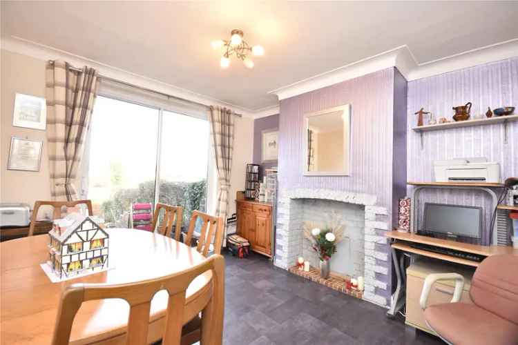 House For Sale in Leeds, England