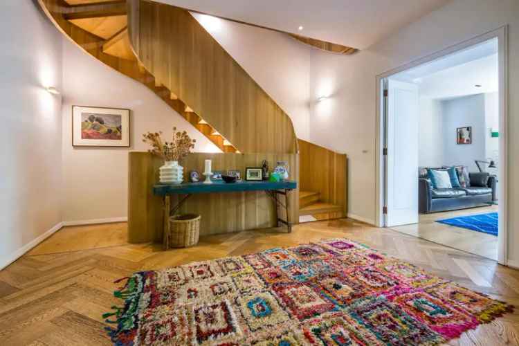 5 Bedroom End of Terrace House to Rent