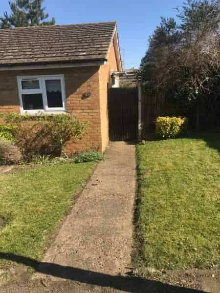 One Bedroom Bungalow with Wet Room and Gardens