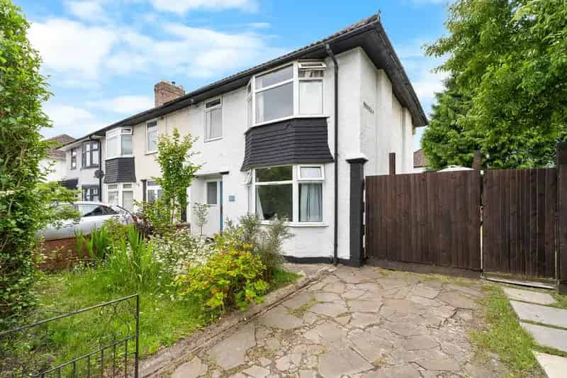 3 Bedroom End of Terrace House for Sale