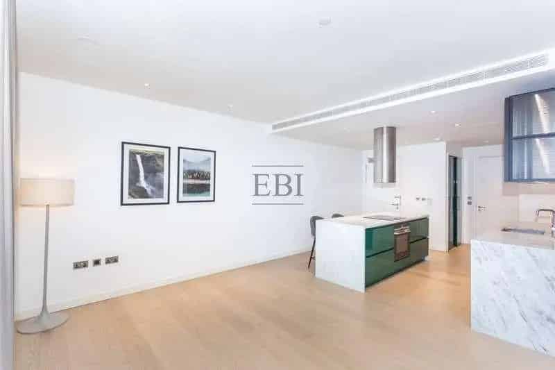 2 Bed Flat for Sale in Wardian London Canary Wharf