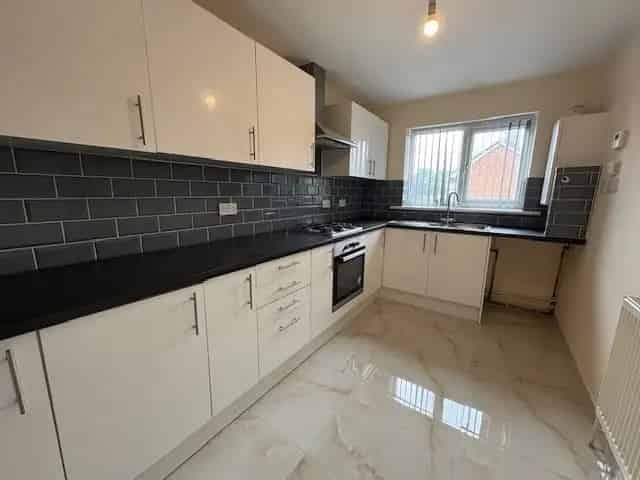 Two Bedroom Duplex Apartment in Balsall Common - Zero Deposit Option