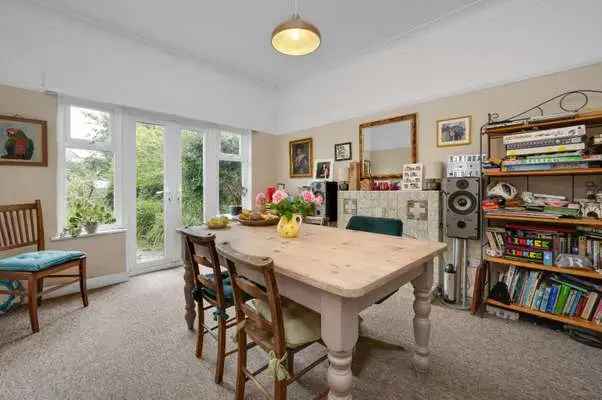 Southfields, East Molesey, Surrey, KT8 0BP | Property for sale | Savills