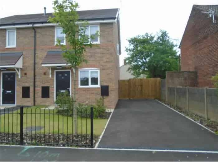 2 Bed House Warrenhouse Shacklady Rent Upfront