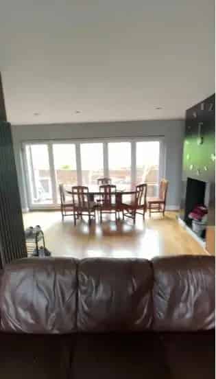 1 bedroom in a flat share to rent