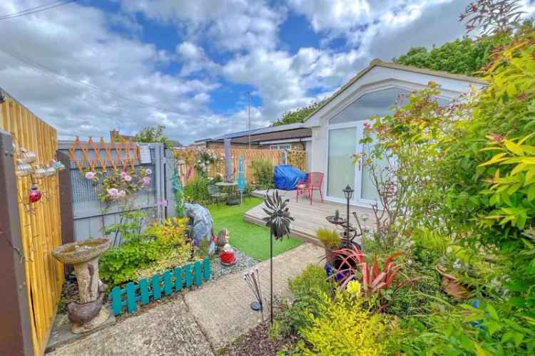 Extended Two Bedroom Bungalow Highworth Modern Kitchen Garden