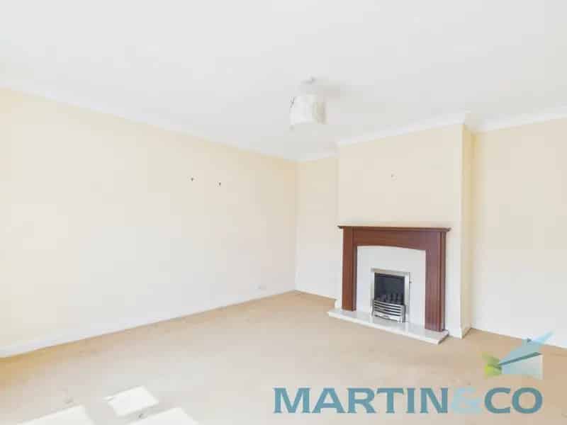 3 bedroom Bungalow
 For Sale