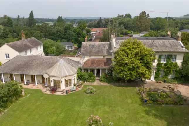 Grade II Listed House 6910 sq ft 2 Acres 3 Flats Sewardstone Road London