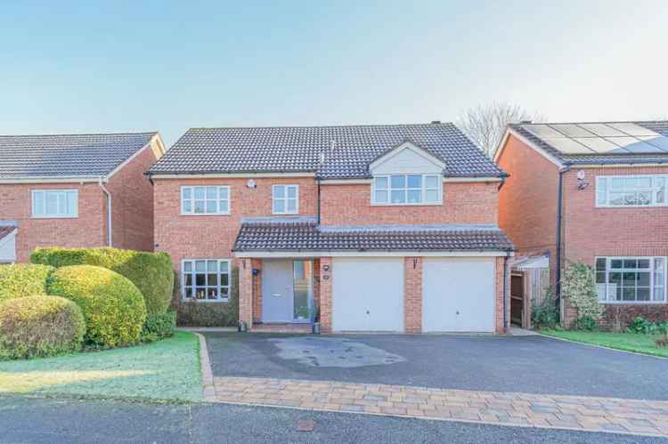 5 Bedroom Detached House For Sale