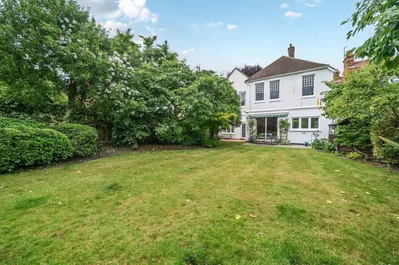 5 Bedroom Detached House for Sale in West Putney