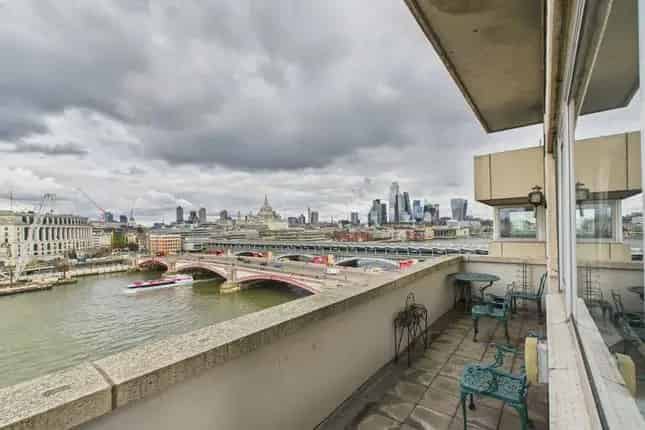4 Bedroom River View Apartment in London SE1 - 2375 sq ft