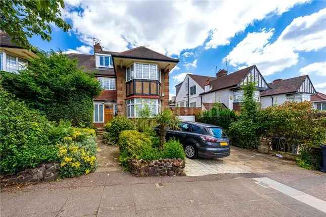 7 Bedroom Family Home for Sale in London NW11