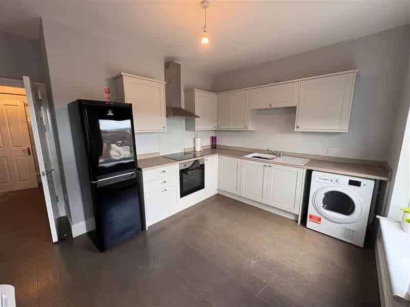 1 Bedroom Victorian House Doncaster - Parking Available