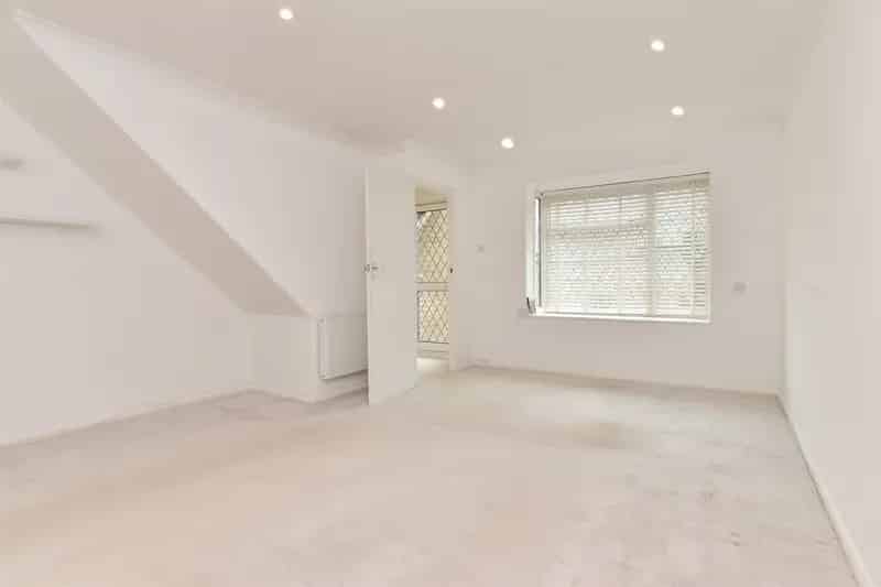 2 Bedroom Terraced House for Sale in Lewes, Malling