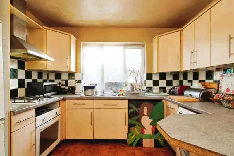Family Home with Loft Extension and Private Pantry
