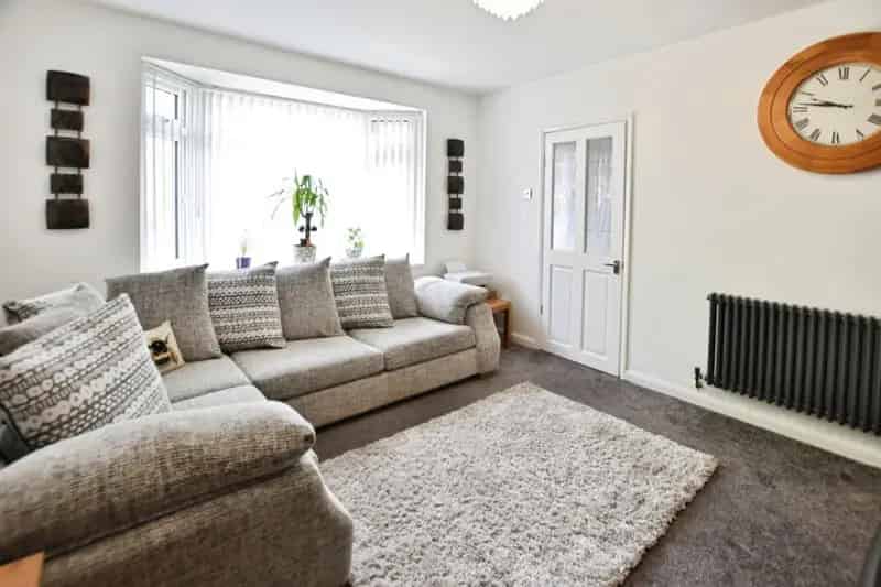 3 Bedroom House For Sale Family Home Modern Kitchen Garden Parking