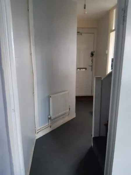 Flat For Rent in London, England