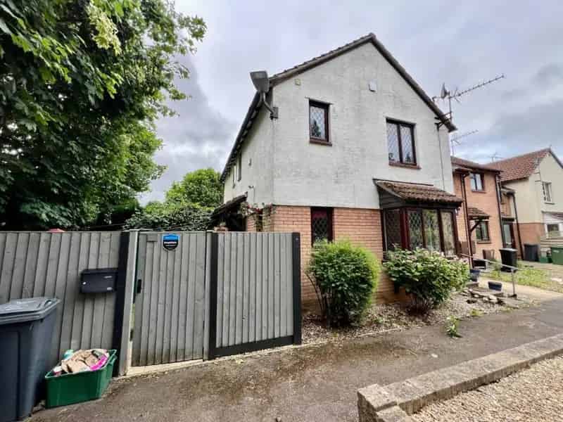 2 Bedroom House For Sale in Vennings Cul-de-Sac