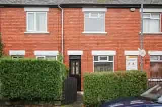 2 Bed Furnished Mid Terrace House Lisburn Road