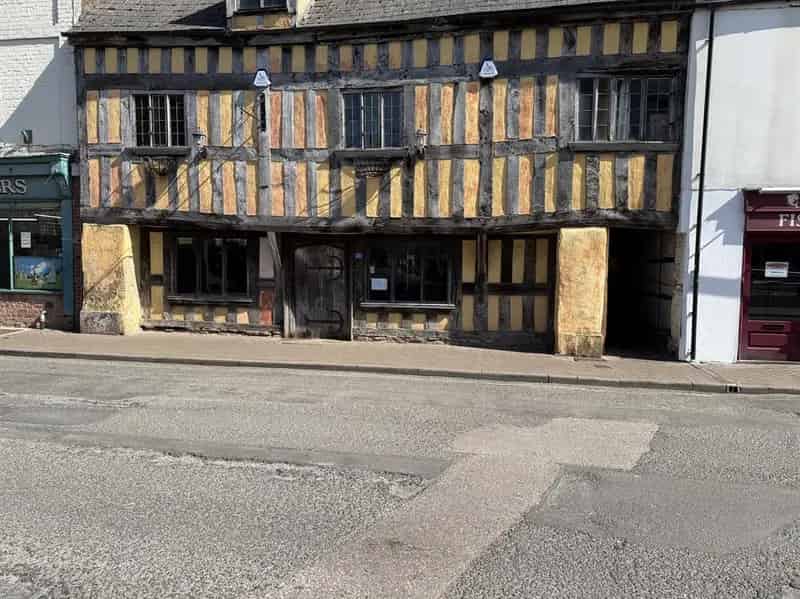 Commercial Premises To Let Ross on Wye Grade II Listed Building
