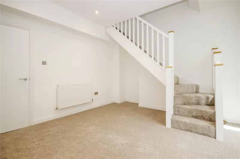 4 Bedroom Terraced House For Rent July 2025