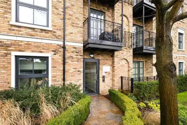 One Bedroom Flat Luxurious Development First Time Buyer