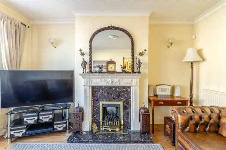 3 Bedroom Semi-Detached House for Sale Hendre Road