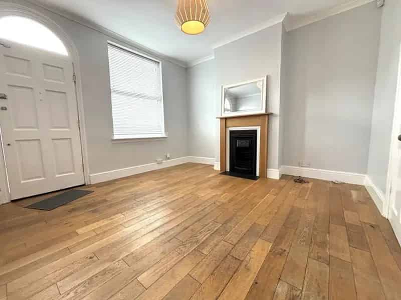 2 Bedroom Terraced House Near Boldmere High Street
