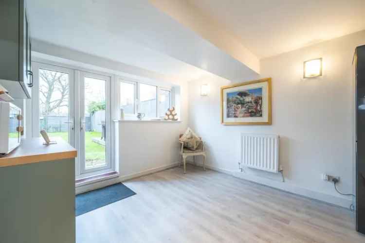 2 Bedroom House For Sale in Boston Spa