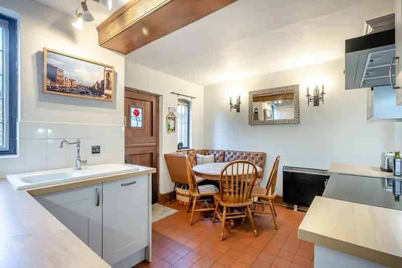 Grade II Listed 3 Bed Semi Detached Cottage Great Brington