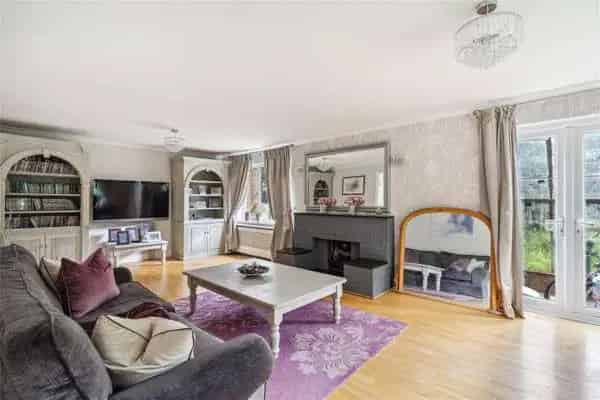 Raans Road, Amersham, Buckinghamshire, HP6 6JQ | Property for sale | Savills
