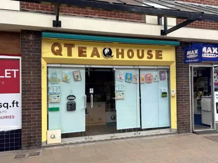 Retail Unit near Seasalt Greggs O2 Vodafone