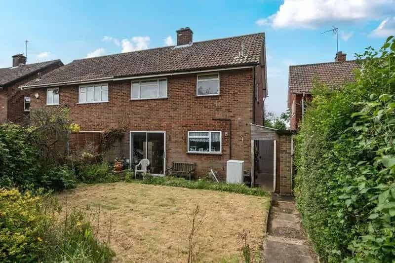 3 Bed House for Sale Croxley Green Modernisation Project