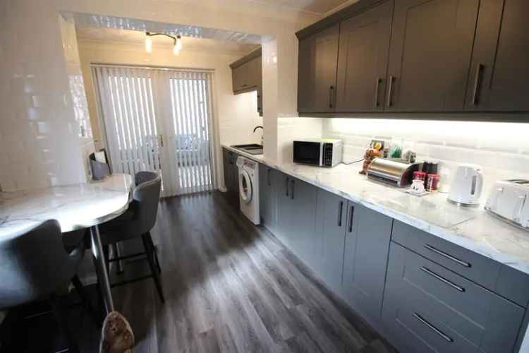 3 Bedroom Semi Detached House to Rent