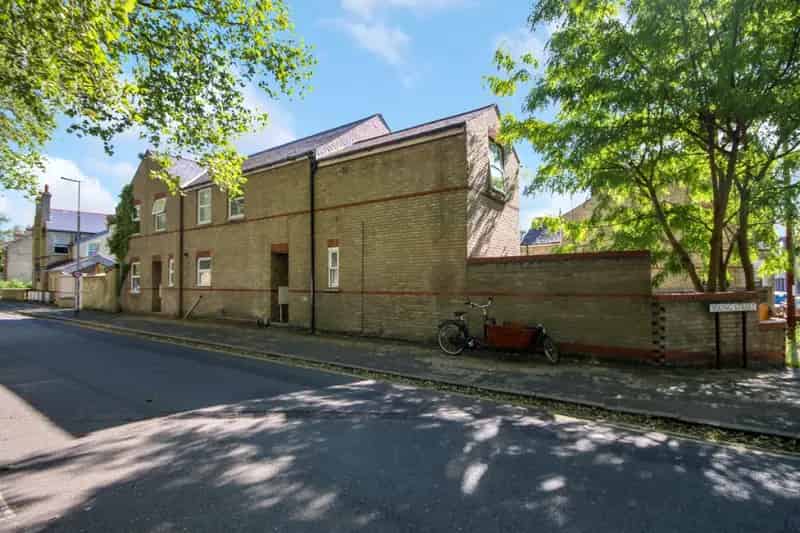 5 Bedroom House To Rent