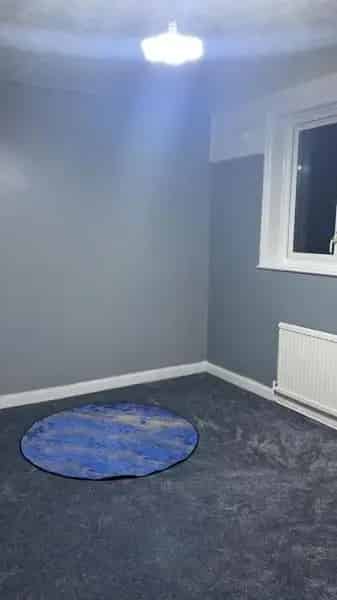 2 Bed House - Newly Renovated - Large Rooms - Garden