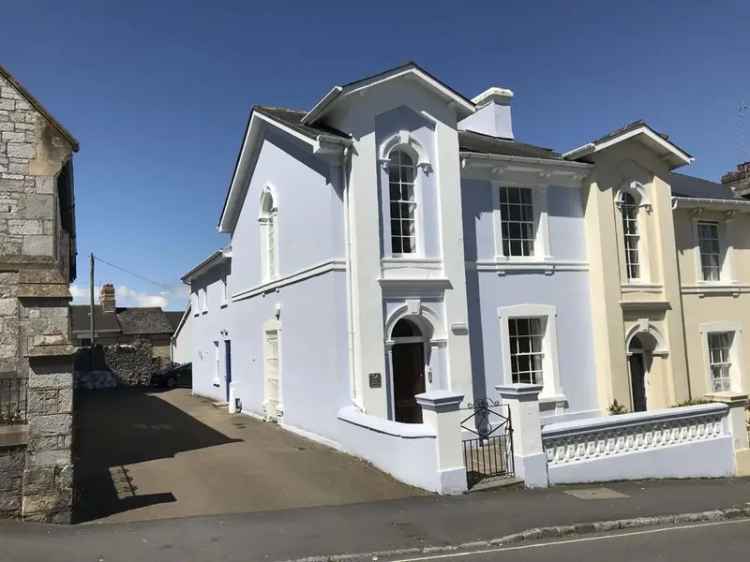 Commercial property For Sale in Teignbridge, England