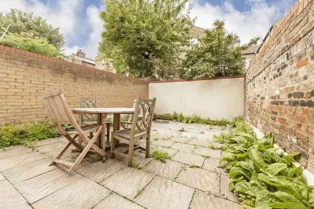 Terraced house to rent in Solon Road, London SW2