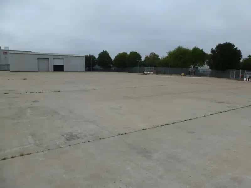 Steel Frame Workshop 2 Electric Loading Doors