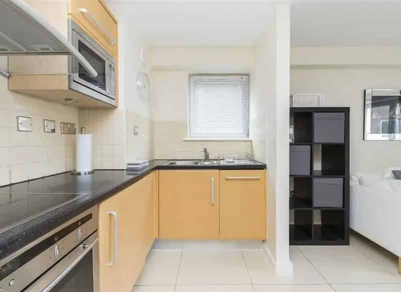 Refurbished 1-Bedroom Apartment Thames Views Orient Wharf