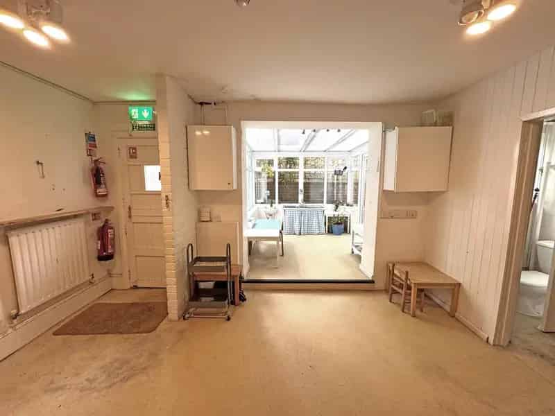 5 Bedroom Semi Detached House For Sale