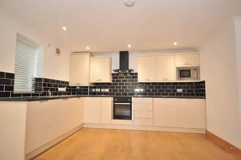 1 Bedroom Flat to Rent Near Rayleigh Train Station - No Deposit Option