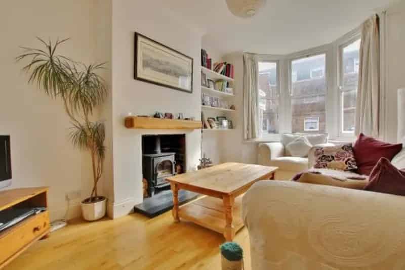 4 Bedroom House To Rent
