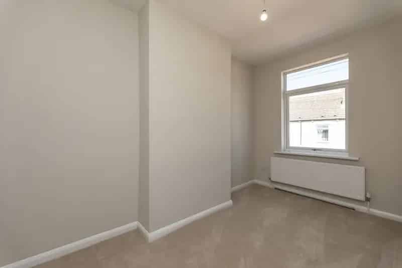 3 Bed Mid Terrace House For Sale Castleford