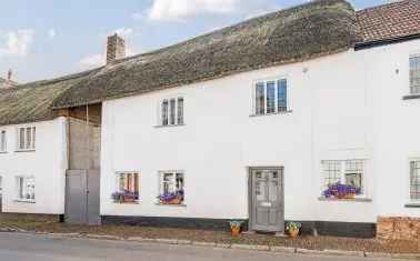 Spacious Family Cottage in Thorverton Exe Valley